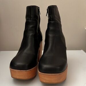 CHARLOTTE STONE 🖤 Paz Clog Platform Boot in Black Leather - 8